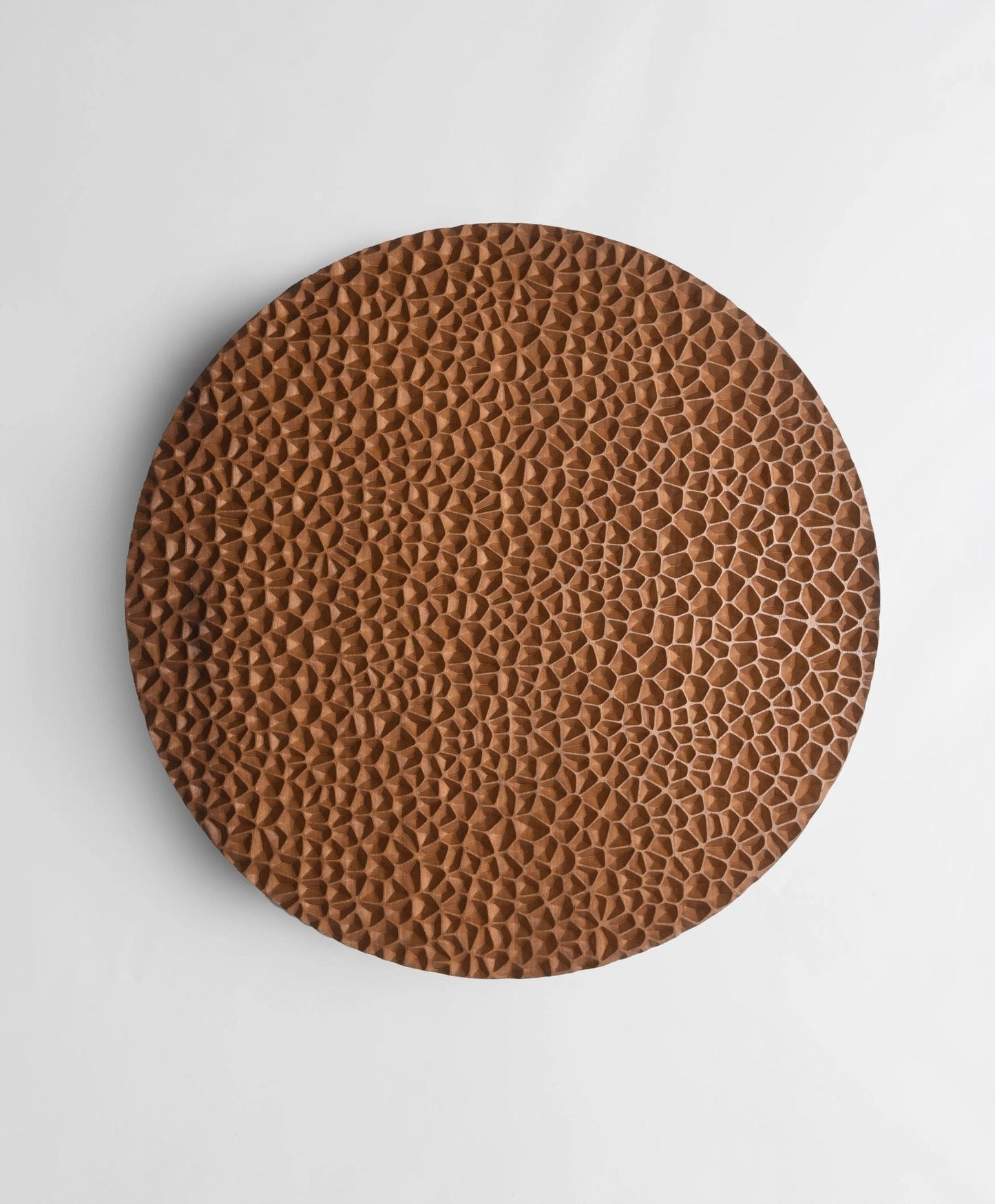 Holes iroko - Round Wood Wall Hanging