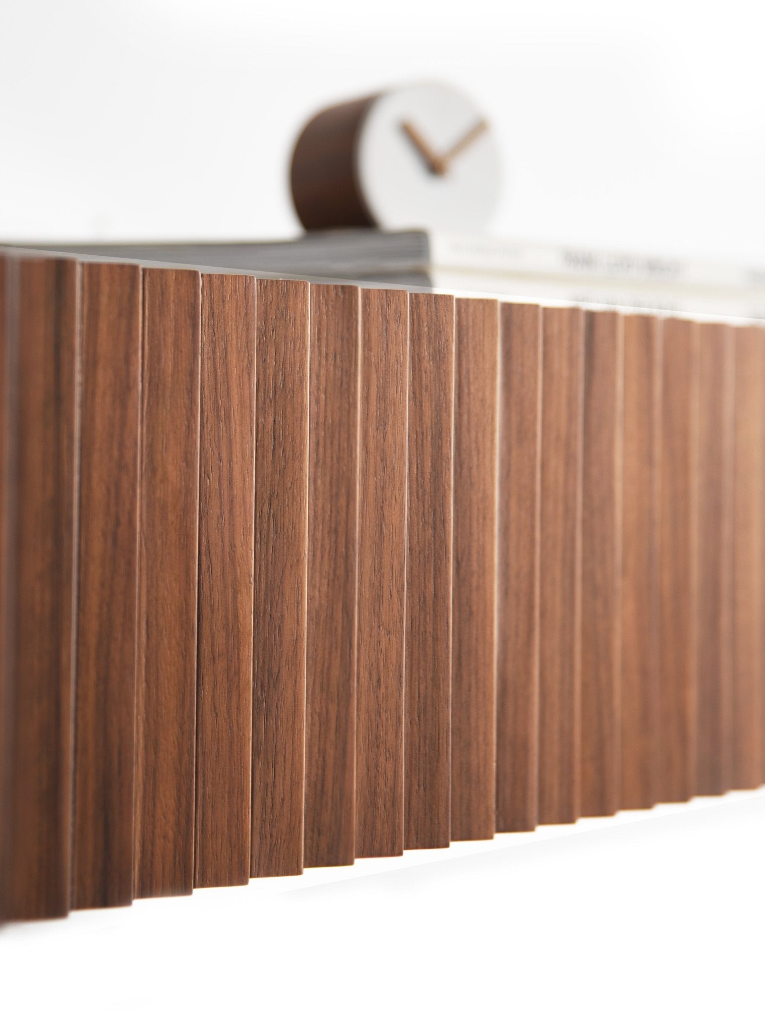 Sculpture wave with console - floating console in walnut and black - SquareOff